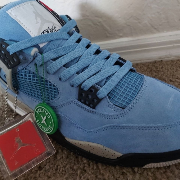 Jordan 4 blue university